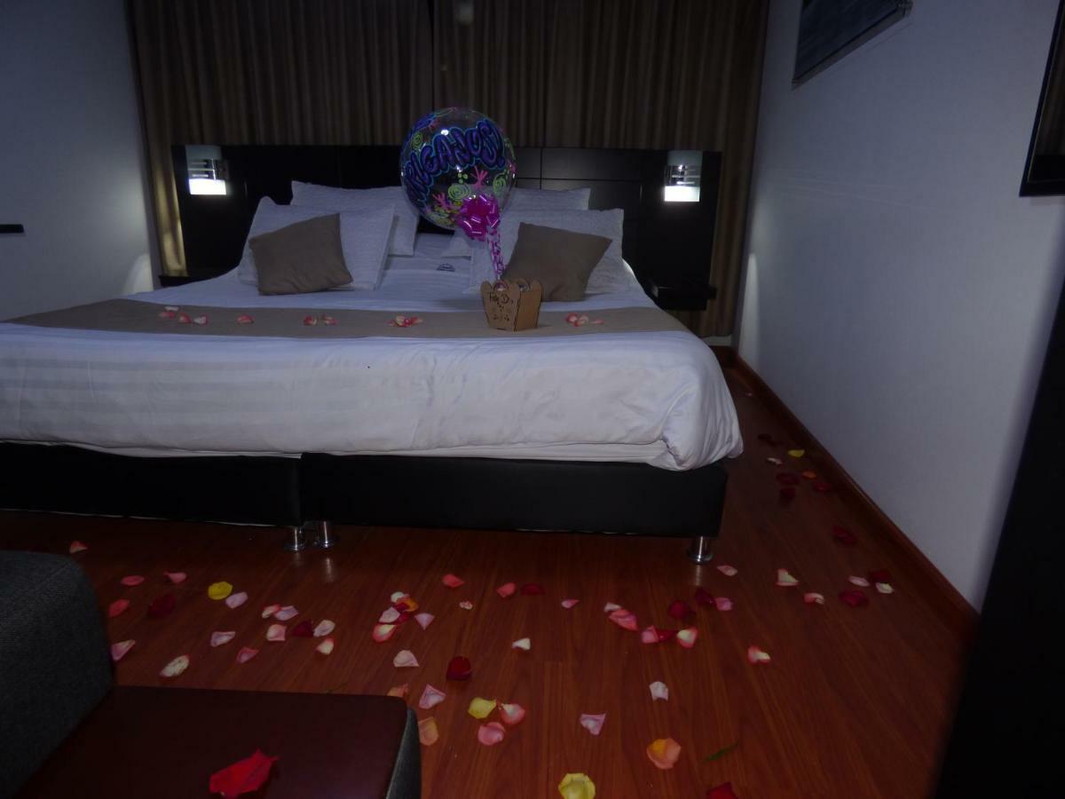 Suite Santa Lucia Hotel Boutique ソガモソ エクステリア 写真